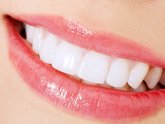 How to whiten teeth with baking soda?