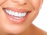 Ways to naturally whiten your teeth